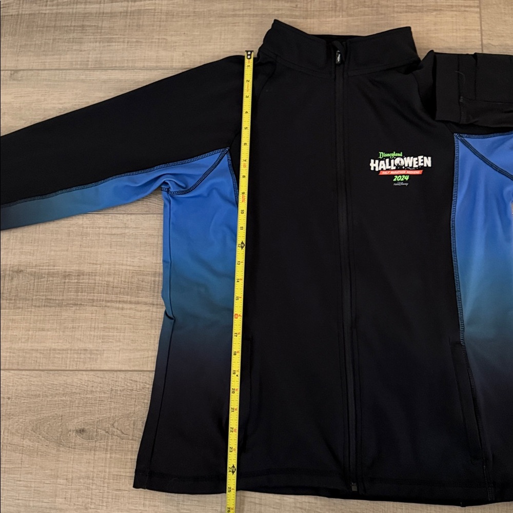 Disneyland 2024 Halloween Half Marathon Jacket, Adult L - Picture 5 of 8